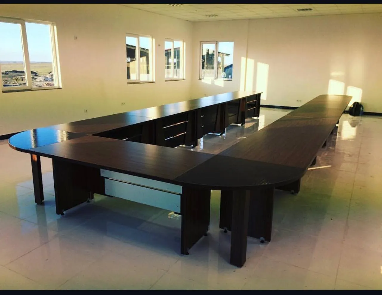 conference table C722 میز کنفرانس یو شکل ویوارو کد C722